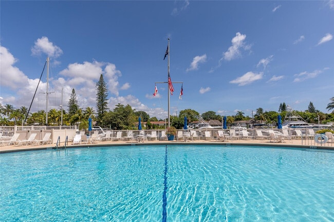 Foto del edificio - 2731 NE 14th Street Causeway