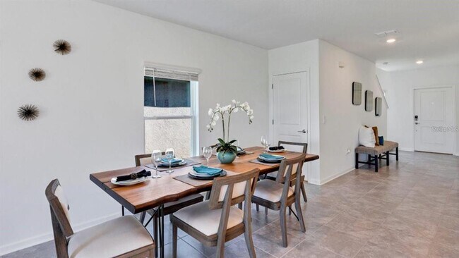 Foto del edificio - 149 Adventure Ave