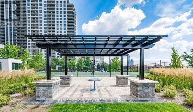 Building Photo - 339 Rathburn Rd W