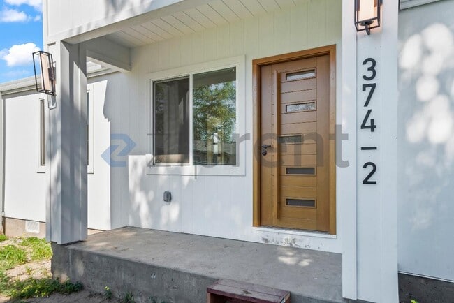 Foto del edificio - 374 S 21st St