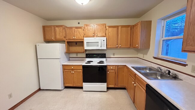 Building Photo - 1941 Western Ave