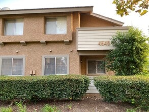 Building Photo - 4549 Alamo St