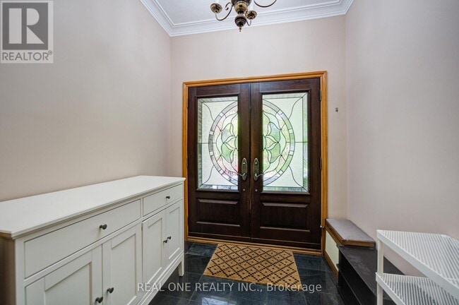 Building Photo - 1439 Ballyclare Dr