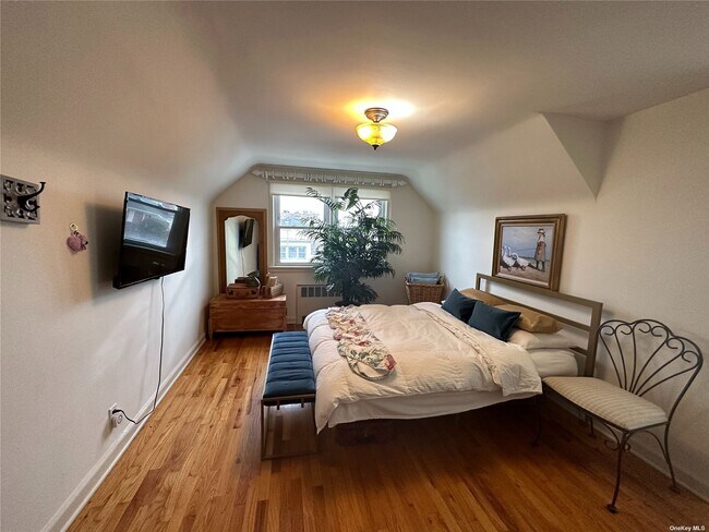 Foto del edificio - 415 E Olive St