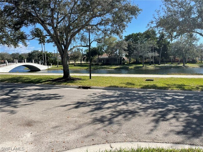 Building Photo - 6064 Towncenter Cir