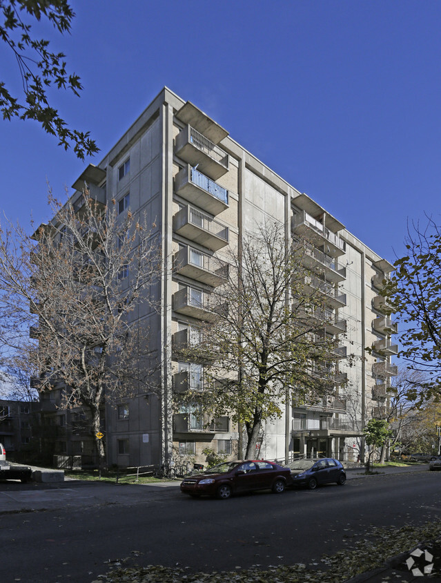 Habitations Papineau A Appartements - 1895 Beaudry Montréal, Qc 