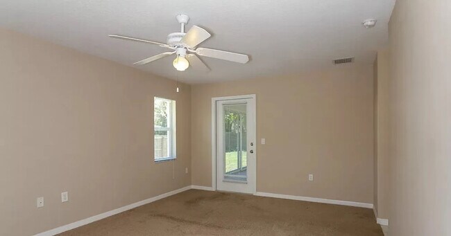 Building Photo - 1023 Horizon Rd