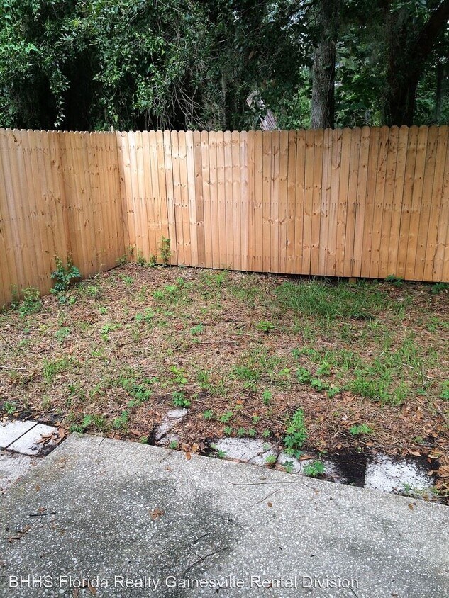 Foto del edificio - 2 br, 2 bath House - 3916 SW 30th Terrace