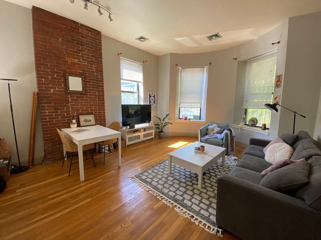 Photo - 42 Worcester Sq (Boston, MA)