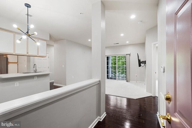 Foto del edificio - 101 Watkins Pond Blvd