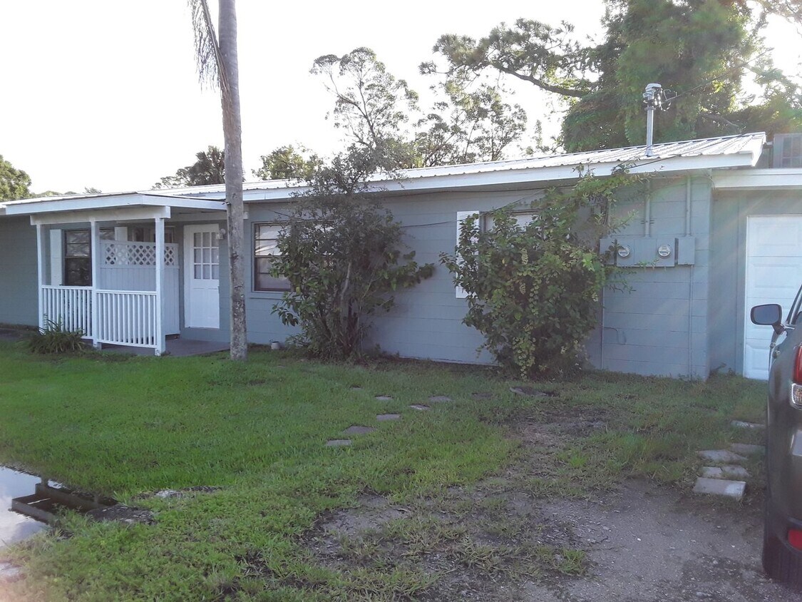 Primary Photo - Great location two bedroom one bath with a...