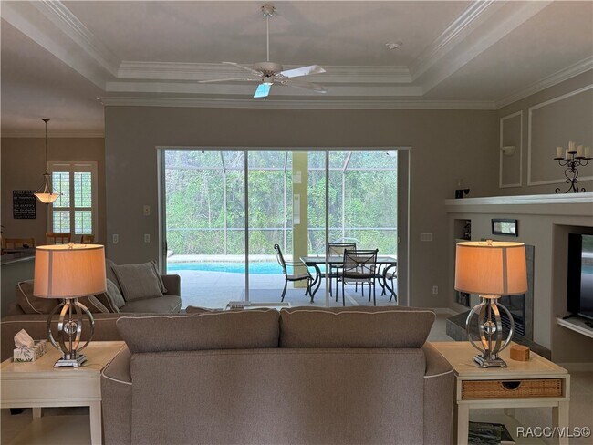 Building Photo - 12 Sweet Peas Ct