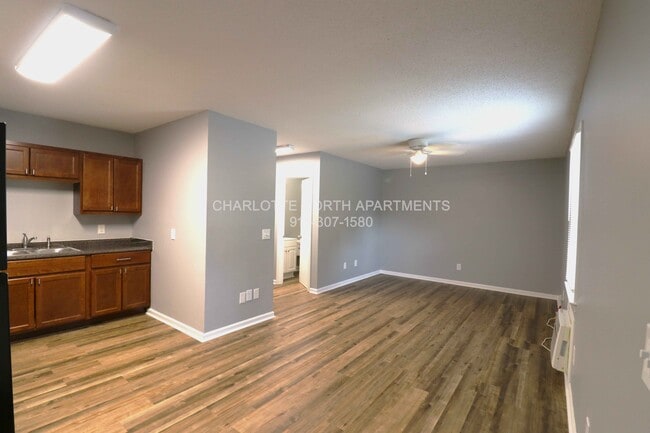 Building Photo - 107 N 9th St
