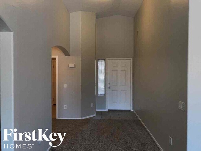 Foto del edificio - 11237 W Chase Ln
