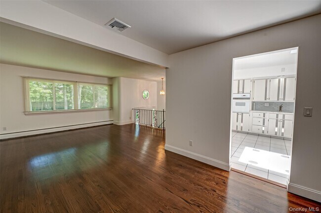 Foto del edificio - 26 Valleywood Rd