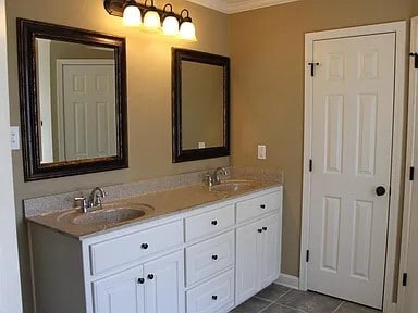 Building Photo - 204 Marble Dr