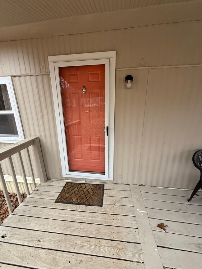 Foto del edificio - 7284 US-15