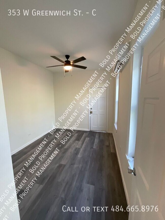 Building Photo - 353 W Greenwich St