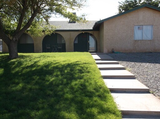 Primary Photo - 1500 Scenic Dr