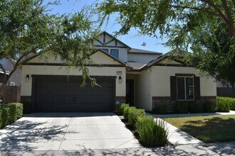 Building Photo - 3762 Bonifacio Way