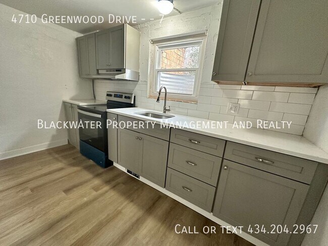 Foto del edificio - Move-In Special: Receive 1/2 Off Your Firs...