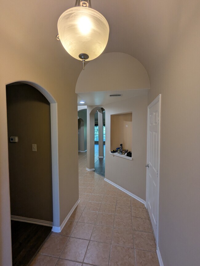 Foto del edificio - 3929 Cross Bend Dr