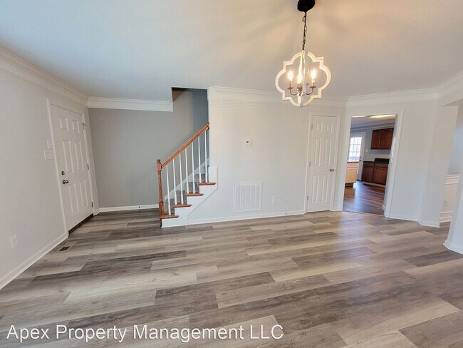 Building Photo - 4 br, 2.5 bath House - 8546 Bowsong Lane