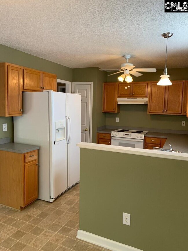 Building Photo - 501 Beech Branch Dr