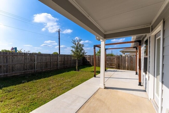 Building Photo - 8209 McKamy Dr