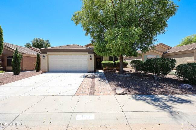 Building Photo - 11761 W Dos Rios Dr