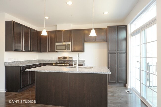 Building Photo - 1206 Danforth Ct