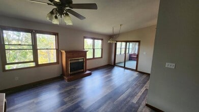 Building Photo - 1811 Miller Dr