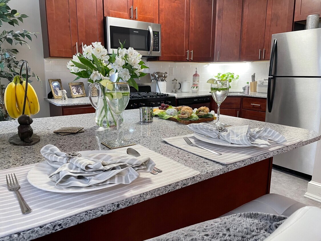 the metropolitan narberth hall Apartments in Narberth, PA