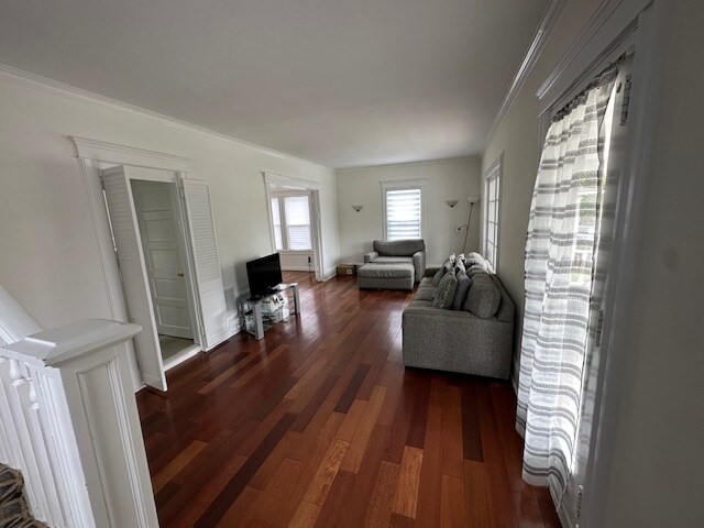 Foto del edificio - 74 Poplar Ave