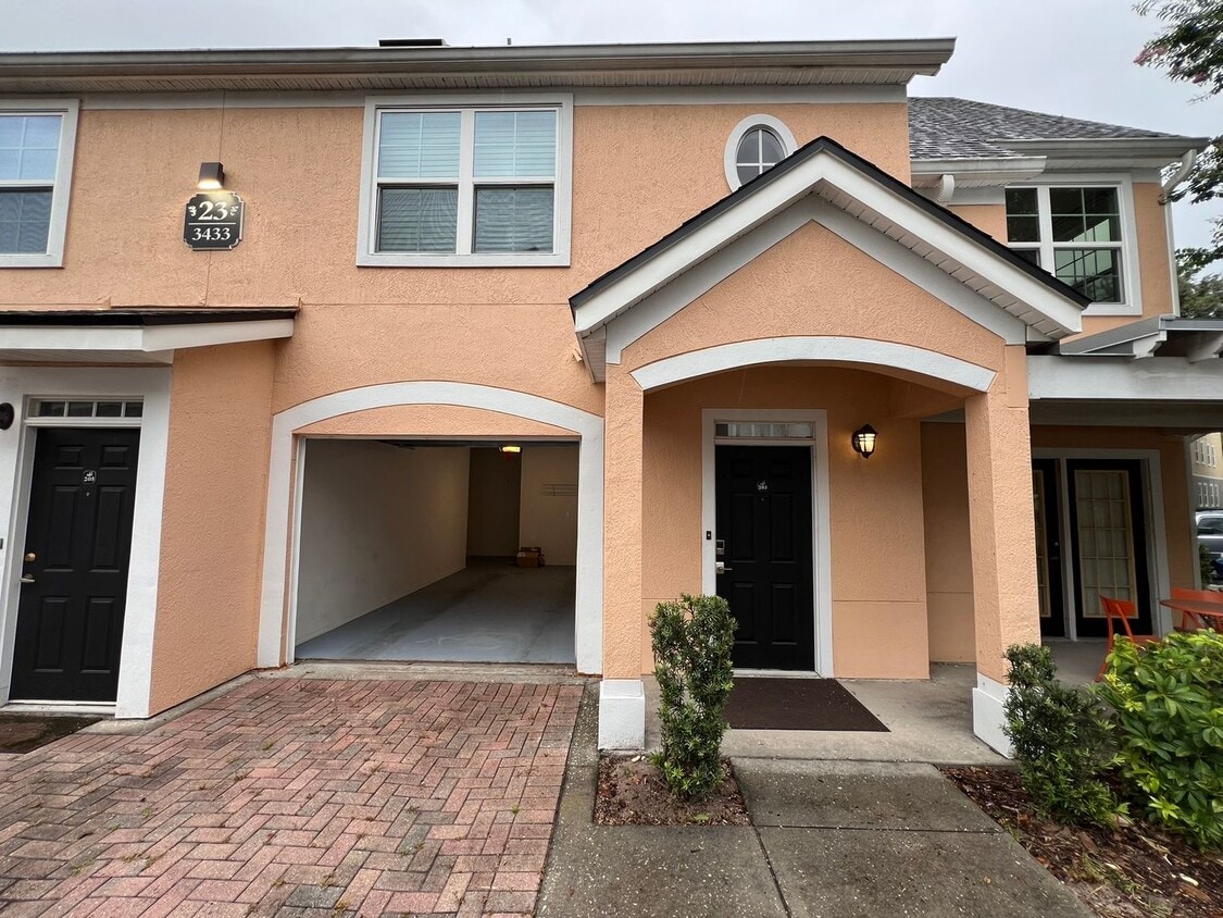 Primary Photo - Great Condo for rent!