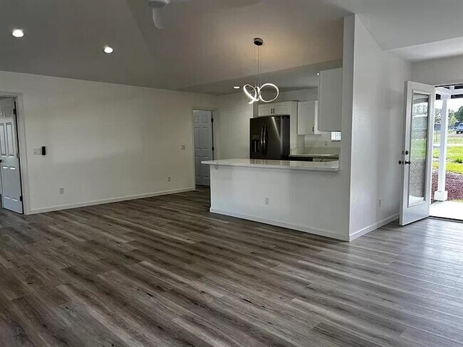 Building Photo - newly constructed HPP home