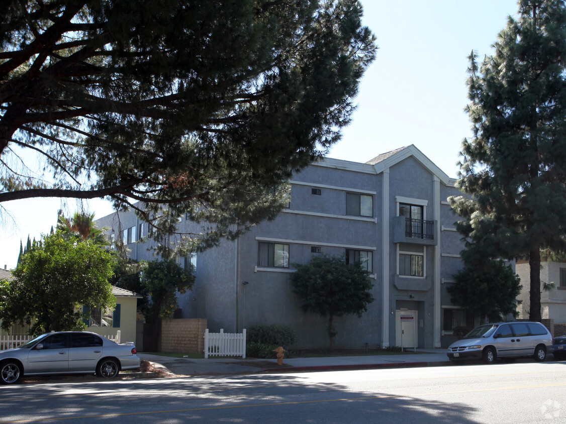 Apartments In Granada Hills