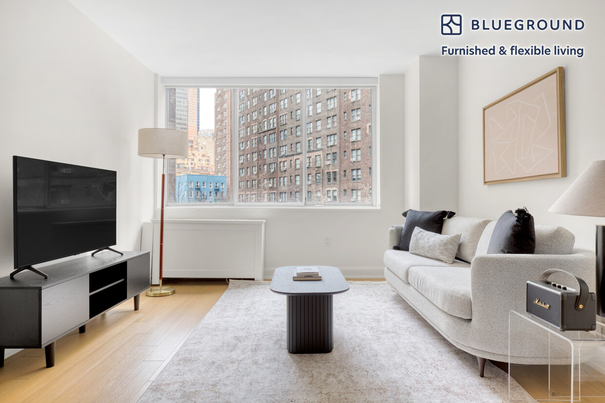 Foto principal - 420 E 54th St