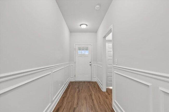 Foto del edificio - 6027 Thorntons Way Cir NW