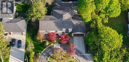 Building Photo - 126 Babcombe Dr