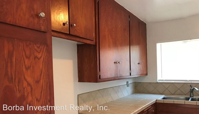 Foto del edificio - 334 E Louise St