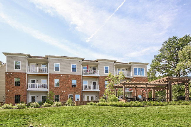 Building Photo - Willoughbeach Terrace