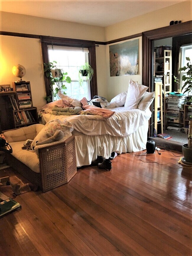 Foto del edificio - 266 Chestnut Hill Ave