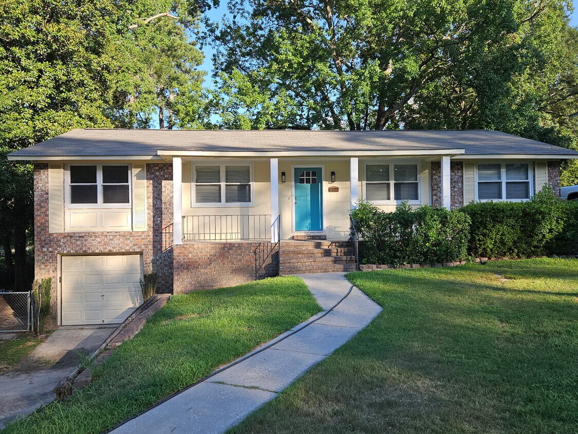 Primary Photo - 3510 Rushing Rd