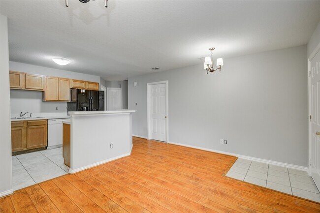 Building Photo - 12409 Urban Dale Ct