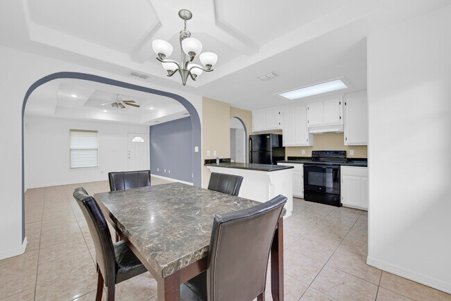 Foto del edificio - 1805 W Bronze St