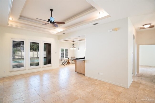 Building Photo - 28 Santa Monica St