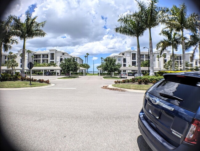 Photo - 923 Tidewater Shores Loop Townhome