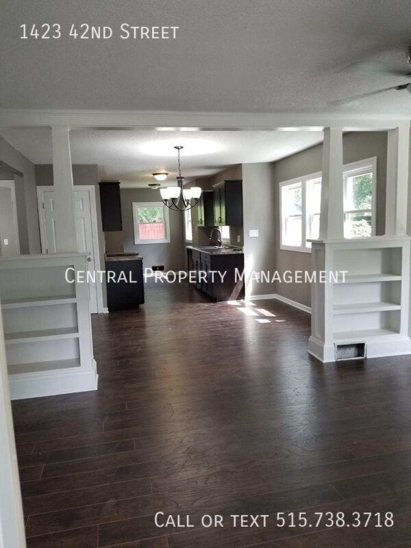 Foto del edificio - 1423 42nd St