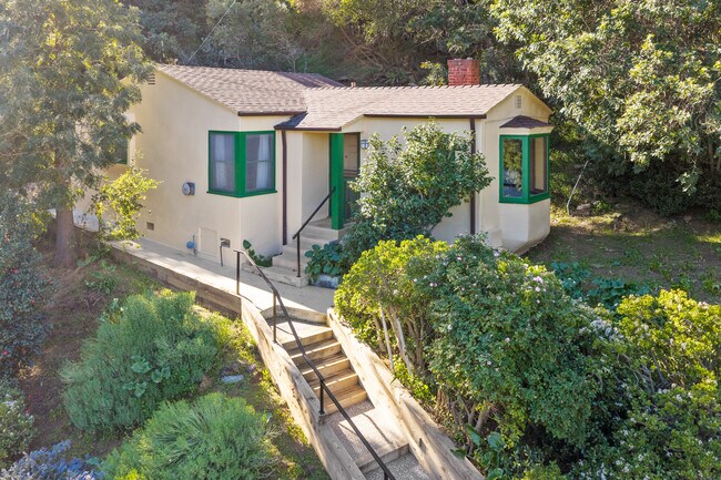 Foto del edificio - 3705 Fredonia Dr